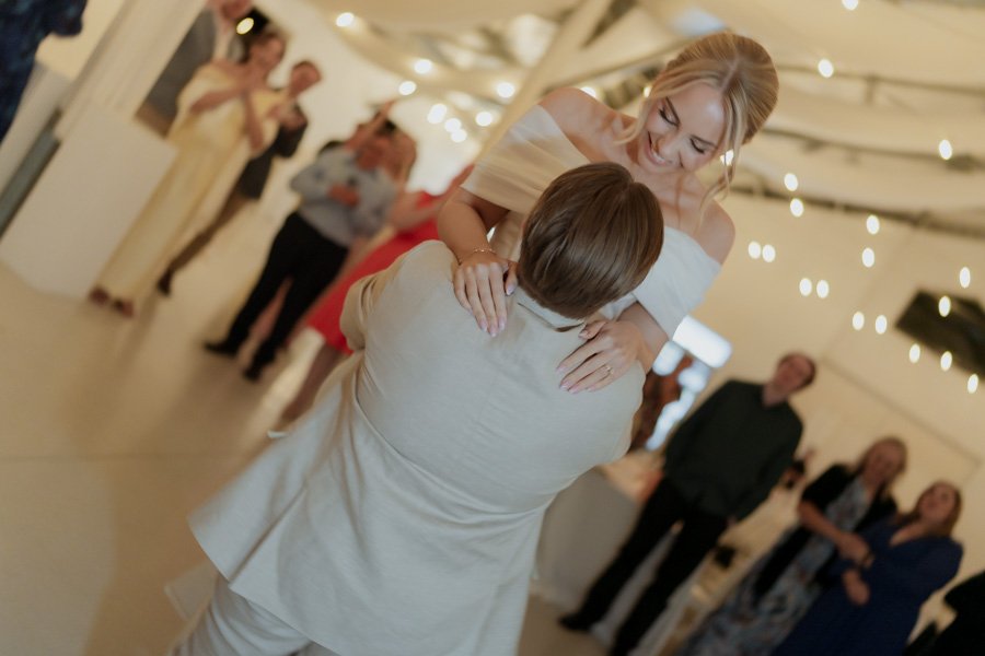 AngelaBrushePhotography_WEDDING_B&S_290826_SNEAKPEEKS-243.jpg