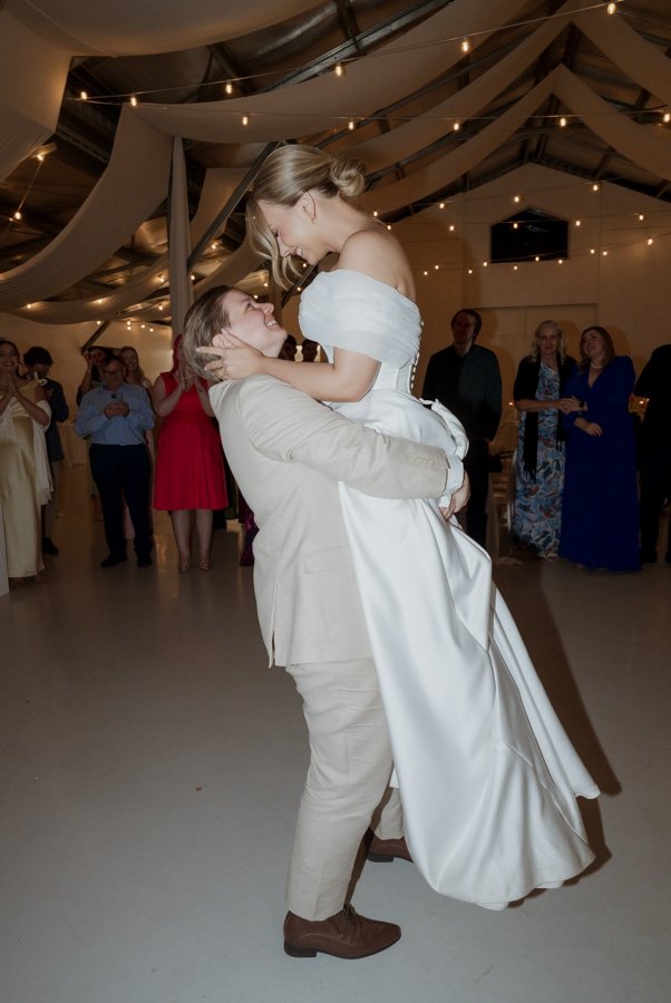 AngelaBrushePhotography_WEDDING_B&S_290826_SNEAKPEEKS-246.jpg