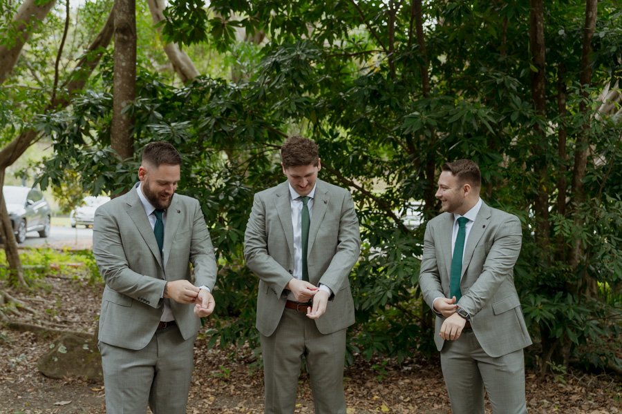 AngelaBrushePhotography_WEDDING_J&D_310826_SNEAKPEEKS-6.jpg