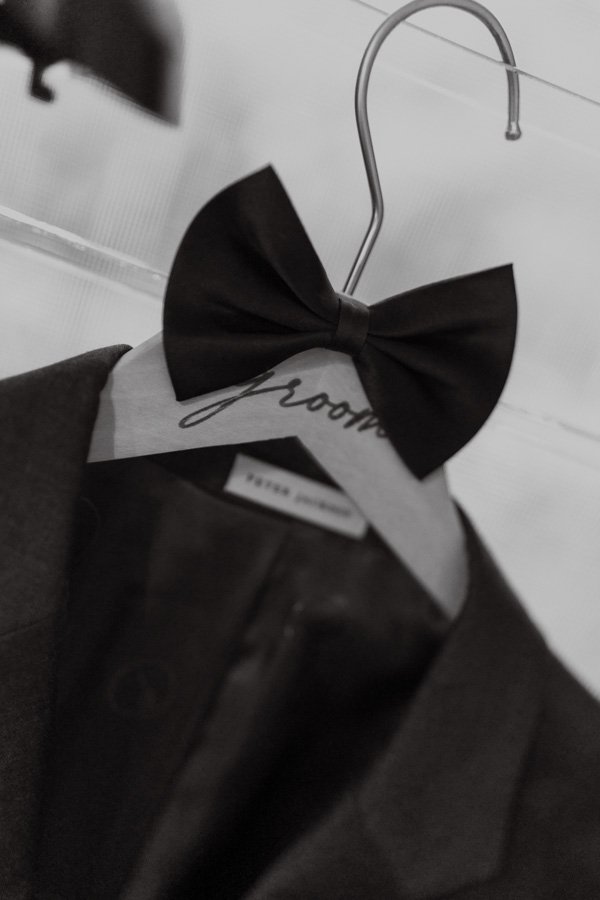 AngelaBrushePhotography_WEDDING_J&D_310826_SNEAKPEEKS-7.jpg