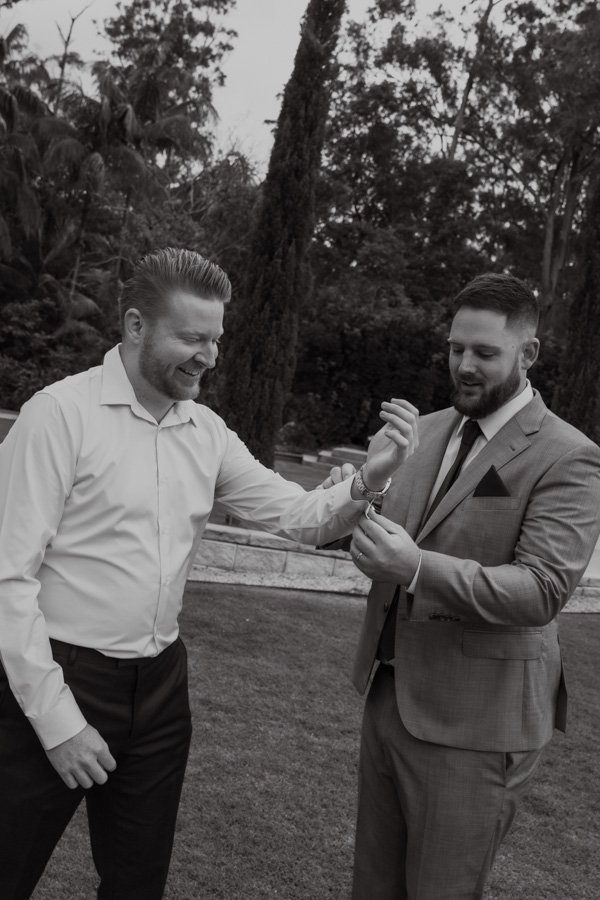 AngelaBrushePhotography_WEDDING_J&D_310826_SNEAKPEEKS-9.jpg