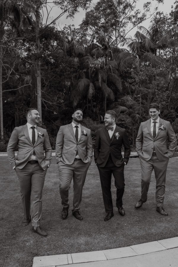 AngelaBrushePhotography_WEDDING_J&D_310826_SNEAKPEEKS-20.jpg