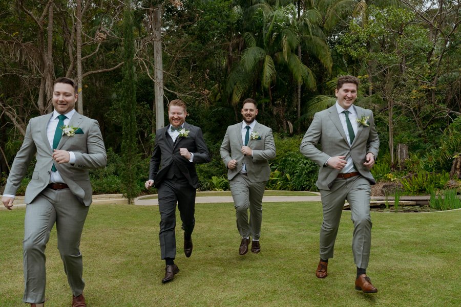 AngelaBrushePhotography_WEDDING_J&D_310826_SNEAKPEEKS-23.jpg