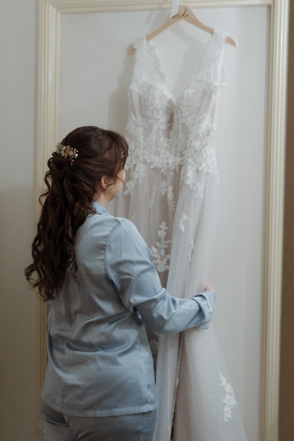 AngelaBrushePhotography_WEDDING_J&D_310826_SNEAKPEEKS-38.jpg