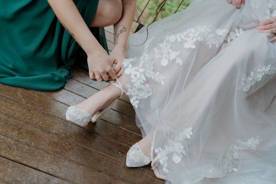 AngelaBrushePhotography_WEDDING_J&D_310826_SNEAKPEEKS-47.jpg