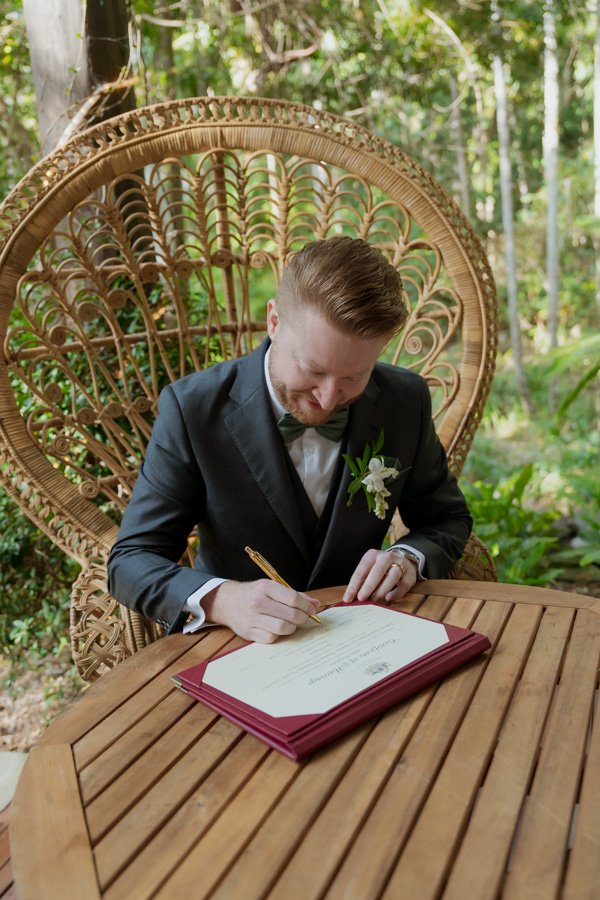 AngelaBrushePhotography_WEDDING_J&D_310826_SNEAKPEEKS-88.jpg