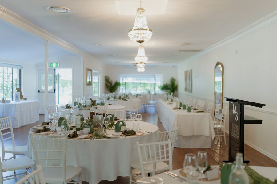 AngelaBrushePhotography_WEDDING_J&D_310826_SNEAKPEEKS-107.jpg
