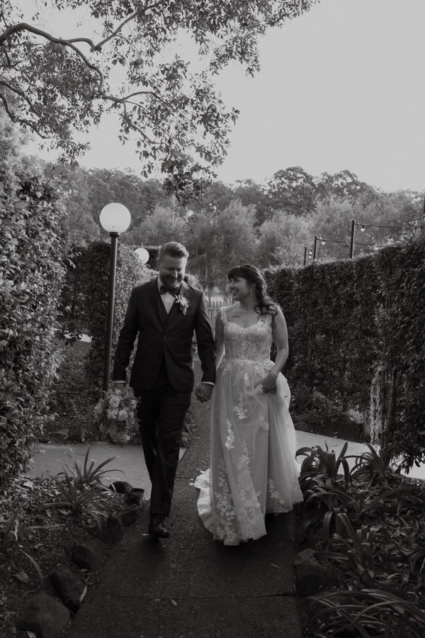 AngelaBrushePhotography_WEDDING_J&D_310826_SNEAKPEEKS-110.jpg