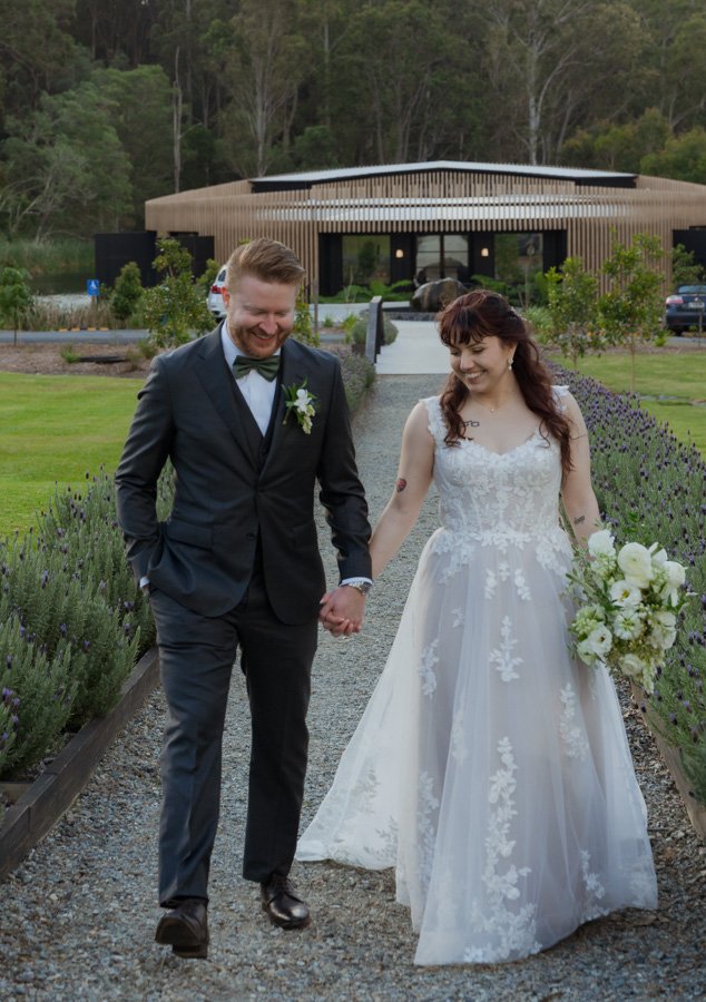 AngelaBrushePhotography_WEDDING_J&D_310826_SNEAKPEEKS-122.jpg