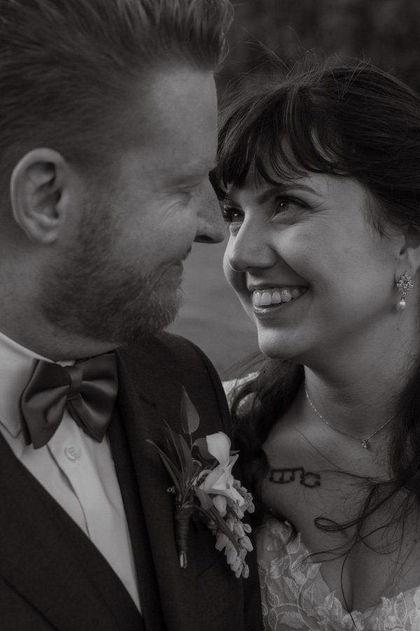 AngelaBrushePhotography_WEDDING_J&D_310826_SNEAKPEEKS-124.jpg
