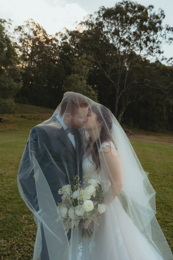 AngelaBrushePhotography_WEDDING_J&D_310826_SNEAKPEEKS-140.jpg