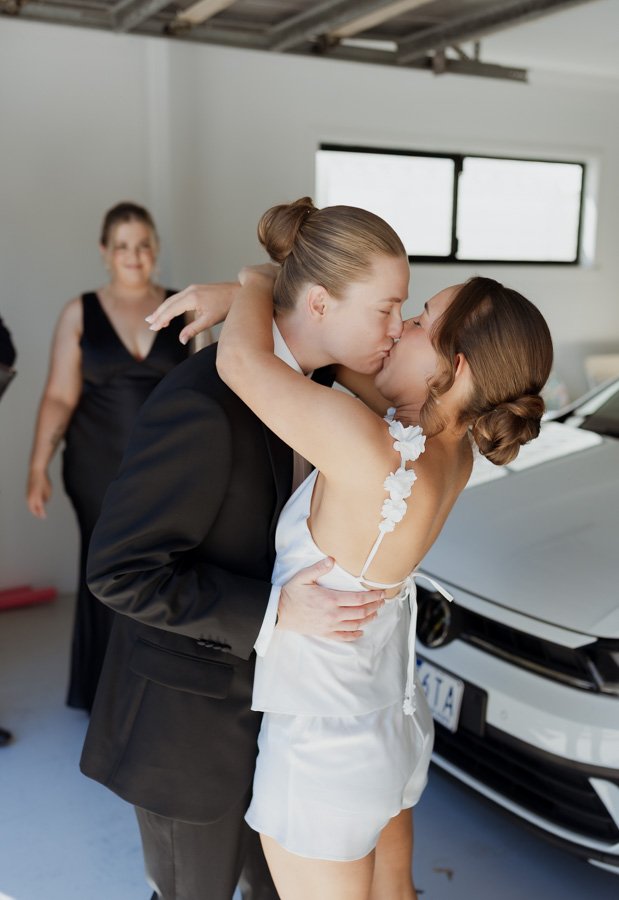 AngelaBrushePhotography_WEDDING_M&T_190926_SNEAKPEEKS-29.jpg