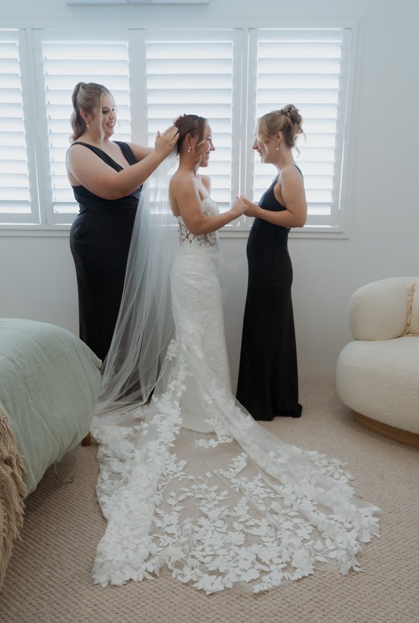 AngelaBrushePhotography_WEDDING_M&T_190926_SNEAKPEEKS-39.jpg