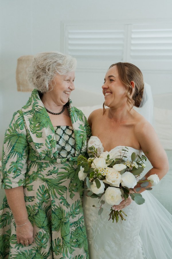 AngelaBrushePhotography_WEDDING_M&T_190926_SNEAKPEEKS-55.jpg