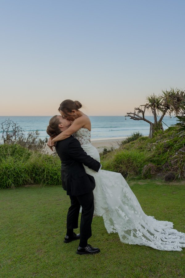 AngelaBrushePhotography_WEDDING_M&T_190926_SNEAKPEEKS-153.jpg