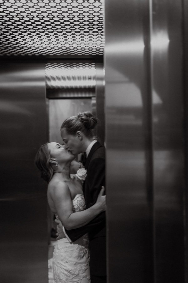 AngelaBrushePhotography_WEDDING_M&T_190926_SNEAKPEEKS-176.jpg