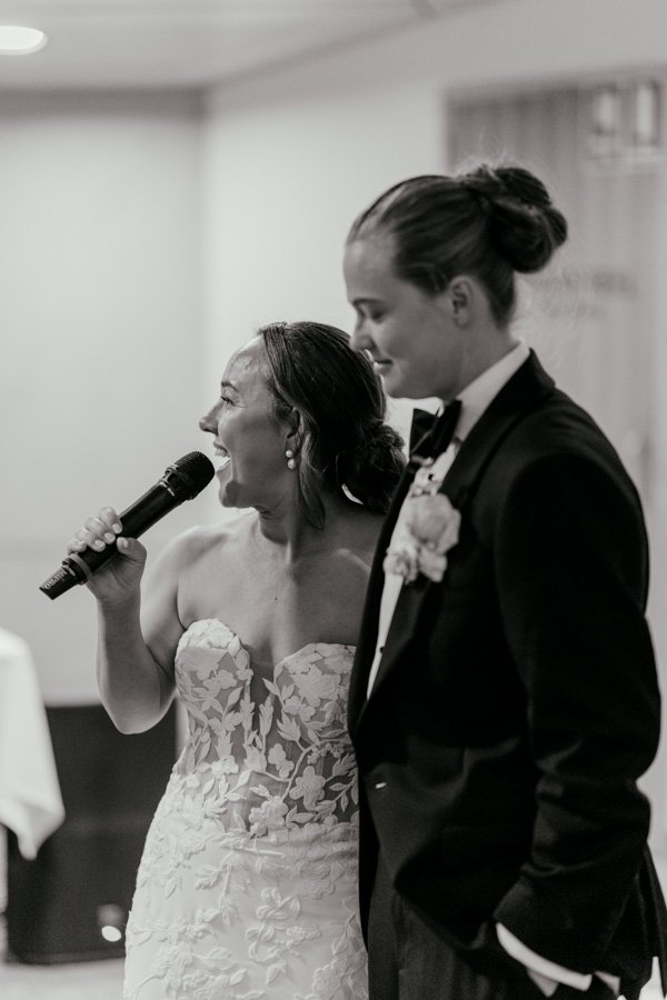 AngelaBrushePhotography_WEDDING_M&T_190926_SNEAKPEEKS-203.jpg