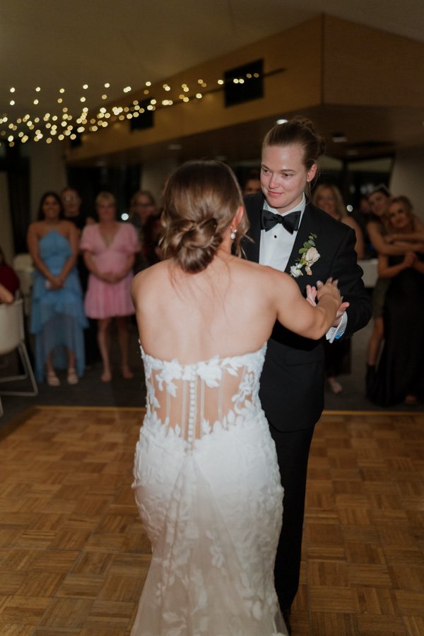 AngelaBrushePhotography_WEDDING_M&T_190926_SNEAKPEEKS-209.jpg