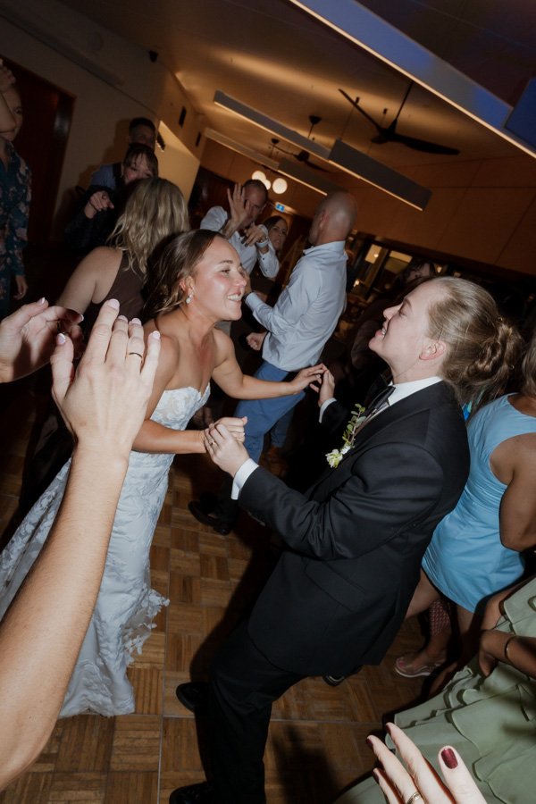 AngelaBrushePhotography_WEDDING_M&T_190926_SNEAKPEEKS-212.jpg
