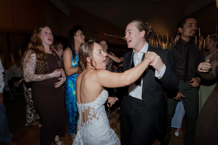 AngelaBrushePhotography_WEDDING_M&T_190926_SNEAKPEEKS-213.jpg