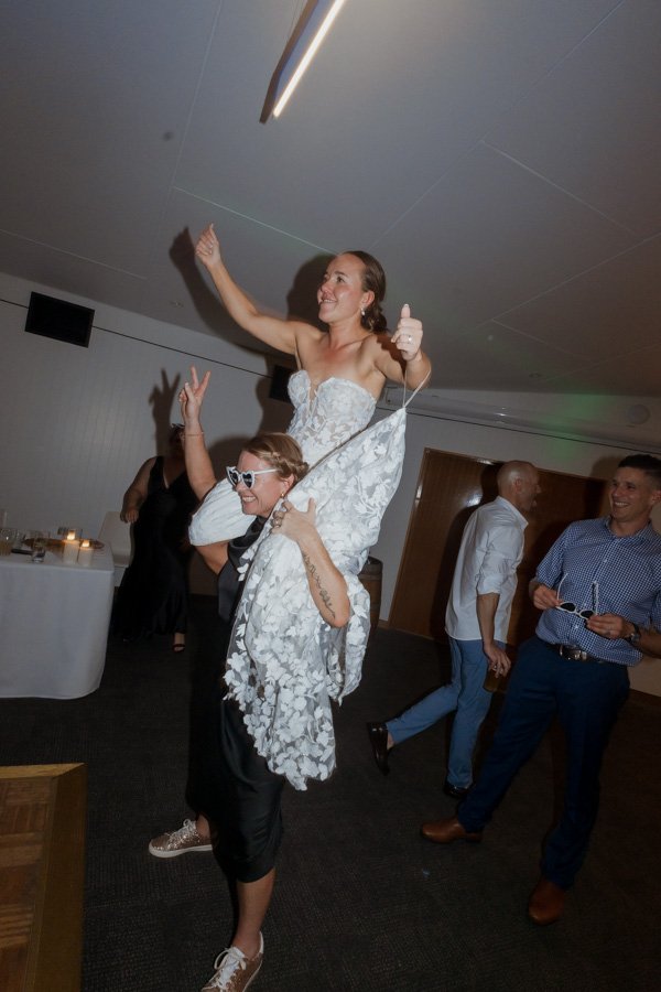 AngelaBrushePhotography_WEDDING_M&T_190926_SNEAKPEEKS-223.jpg