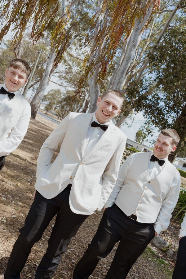 AngelaBrushePhotography_WEDDING_R&C_230926_SNEAKPEEKS-13.jpg