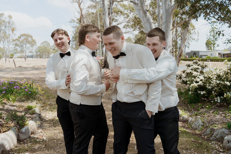 AngelaBrushePhotography_WEDDING_R&C_230926_SNEAKPEEKS-15.jpg