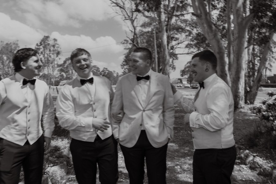 AngelaBrushePhotography_WEDDING_R&C_230926_SNEAKPEEKS-16.jpg