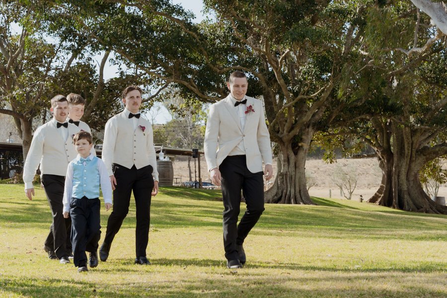 AngelaBrushePhotography_WEDDING_R&C_230926_SNEAKPEEKS-54.jpg