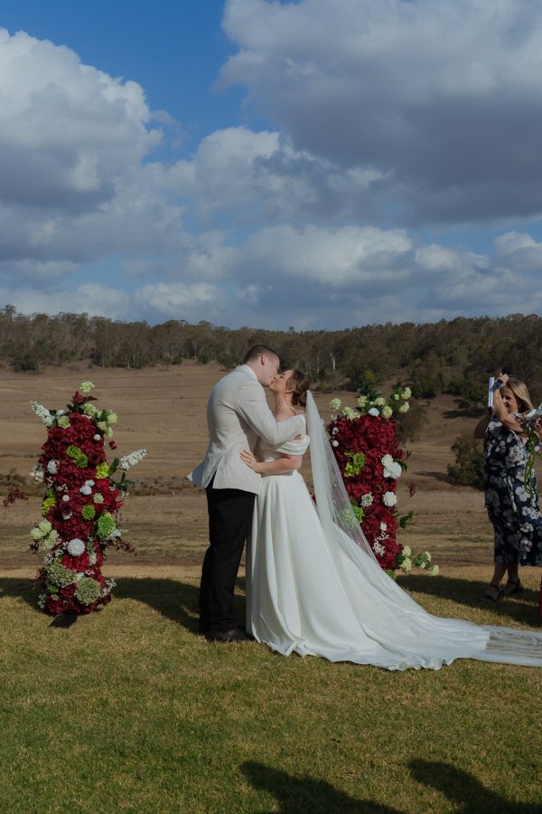 AngelaBrushePhotography_WEDDING_R&C_230926_SNEAKPEEKS-74.jpg