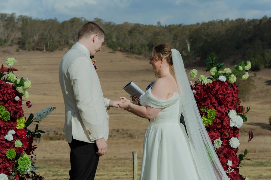 AngelaBrushePhotography_WEDDING_R&C_230926_SNEAKPEEKS-75.jpg