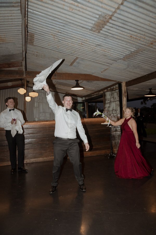 AngelaBrushePhotography_WEDDING_R&C_230926_SNEAKPEEKS-130.jpg