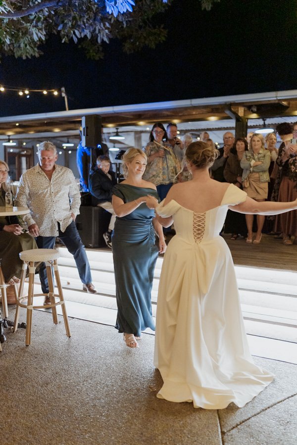 AngelaBrushePhotography_WEDDING_R&C_230926_SNEAKPEEKS-155.jpg