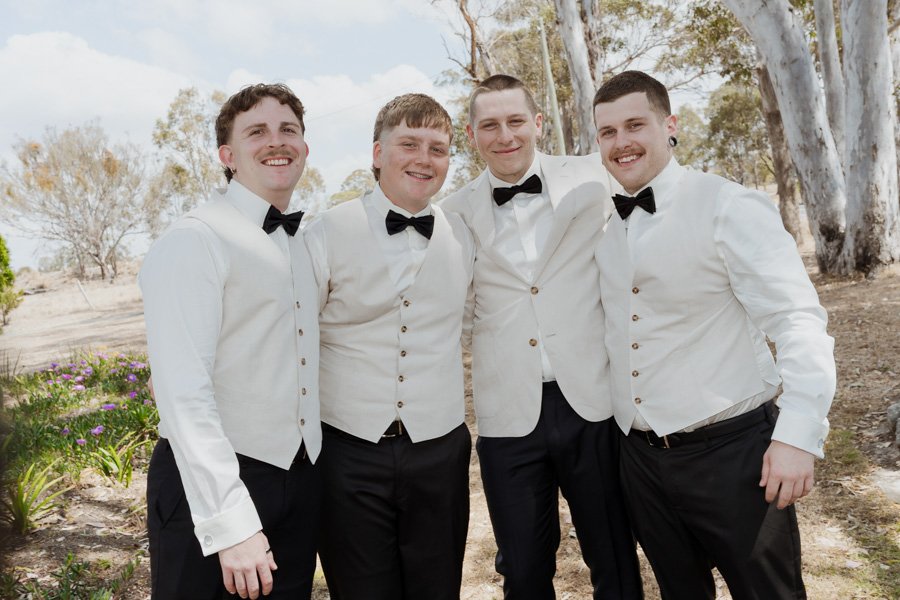 AngelaBrushePhotography_WEDDING_R&C_230926_SNEAKPEEKS-17.jpg