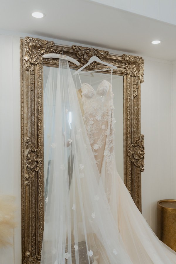 AngelaBrushePhotography_WEDDING_S&J_031026_SNEAKPEEKS-20.jpg