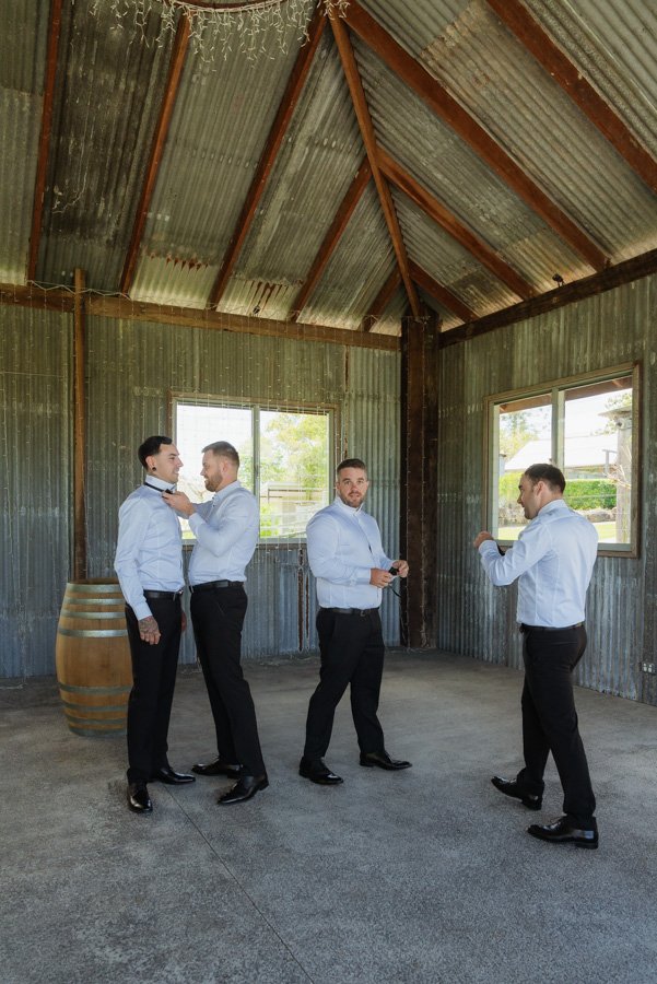 AngelaBrushePhotography_WEDDING_L&B_041026_SNEAKPEEKS-9.jpg