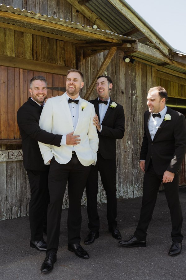 AngelaBrushePhotography_WEDDING_L&B_041026_SNEAKPEEKS-24.jpg