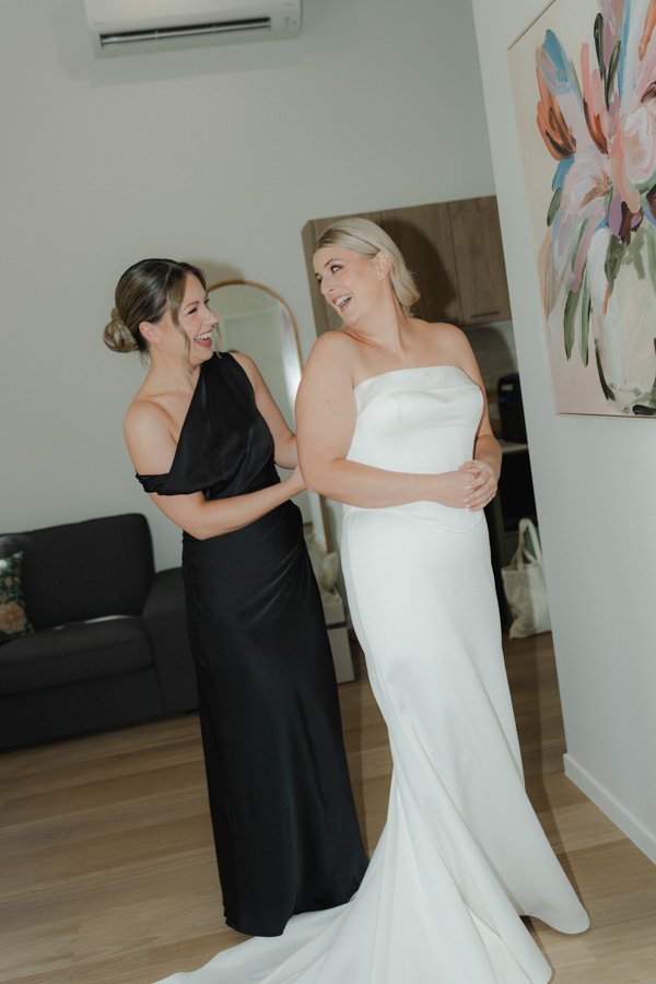 AngelaBrushePhotography_WEDDING_L&B_041026_SNEAKPEEKS-40.jpg