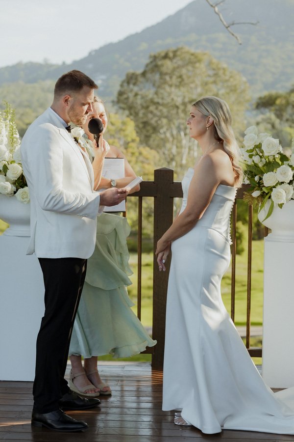 AngelaBrushePhotography_WEDDING_L&B_041026_SNEAKPEEKS-86.jpg