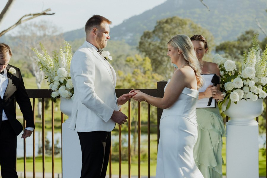 AngelaBrushePhotography_WEDDING_L&B_041026_SNEAKPEEKS-90.jpg