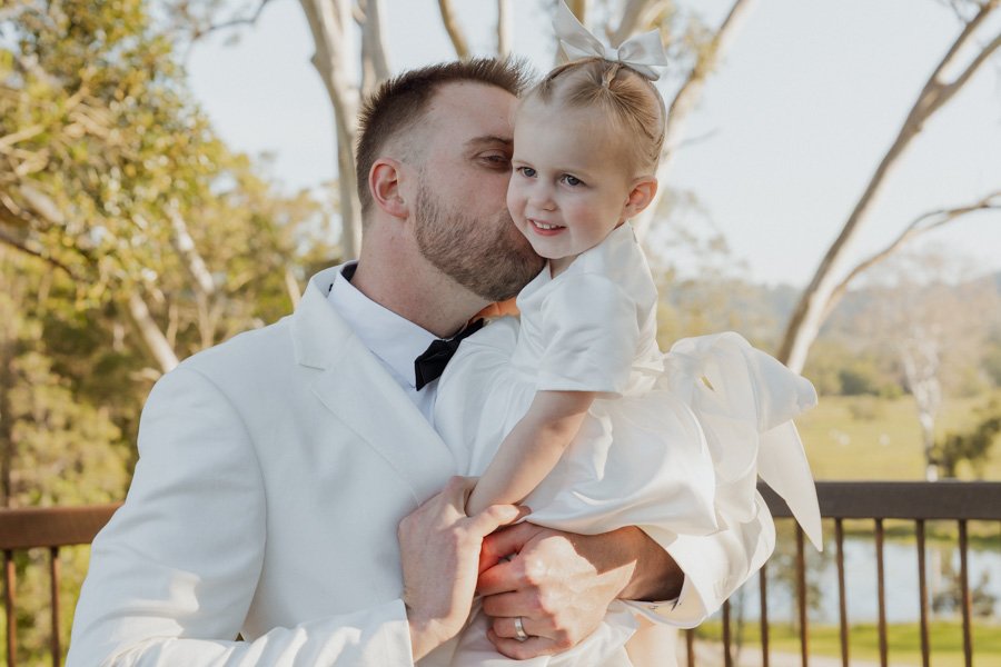 AngelaBrushePhotography_WEDDING_L&B_041026_SNEAKPEEKS-105.jpg