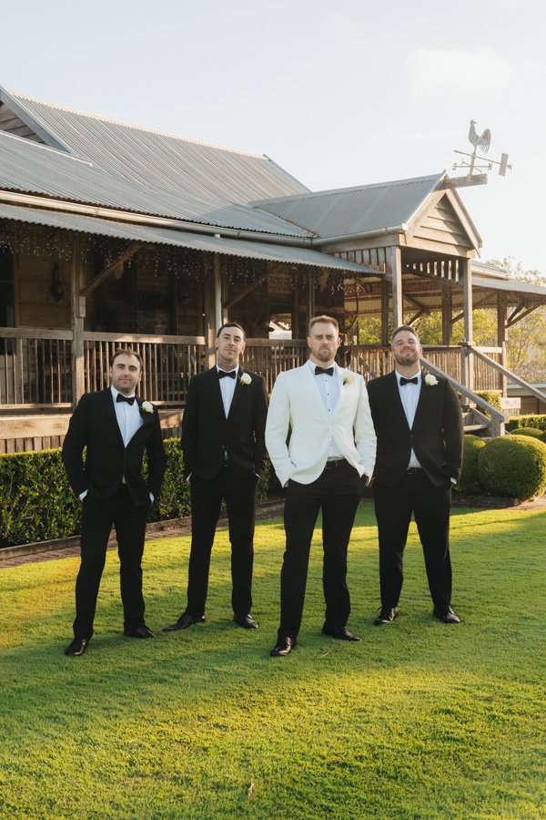 AngelaBrushePhotography_WEDDING_L&B_041026_SNEAKPEEKS-115.jpg