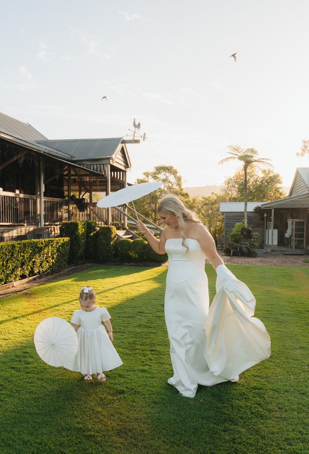 AngelaBrushePhotography_WEDDING_L&B_041026_SNEAKPEEKS-118.jpg