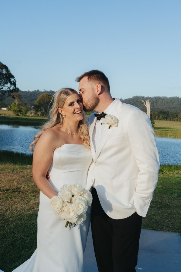 AngelaBrushePhotography_WEDDING_L&B_041026_SNEAKPEEKS-129.jpg