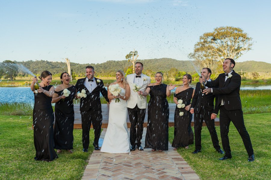 AngelaBrushePhotography_WEDDING_L&B_041026_SNEAKPEEKS-136.jpg