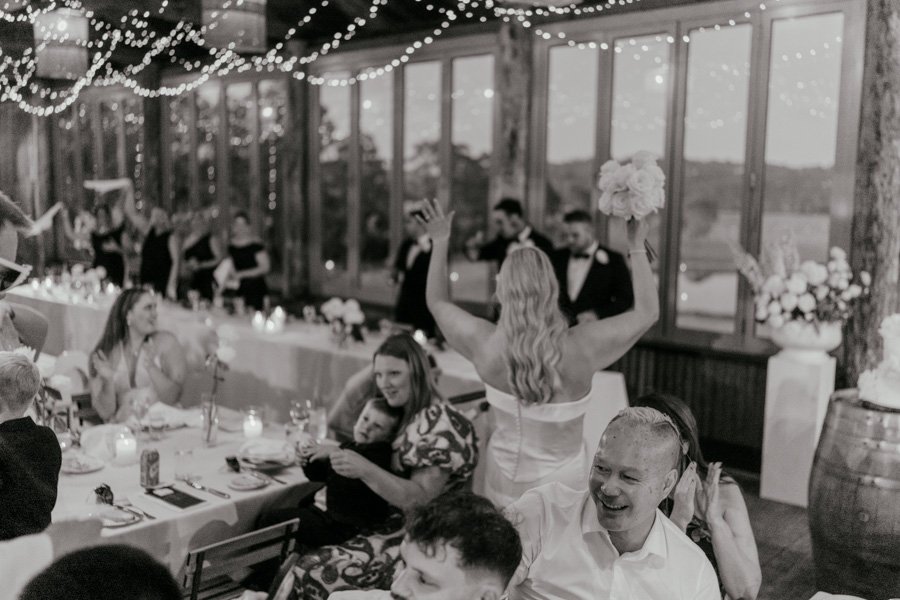 AngelaBrushePhotography_WEDDING_L&B_041026_SNEAKPEEKS-160.jpg
