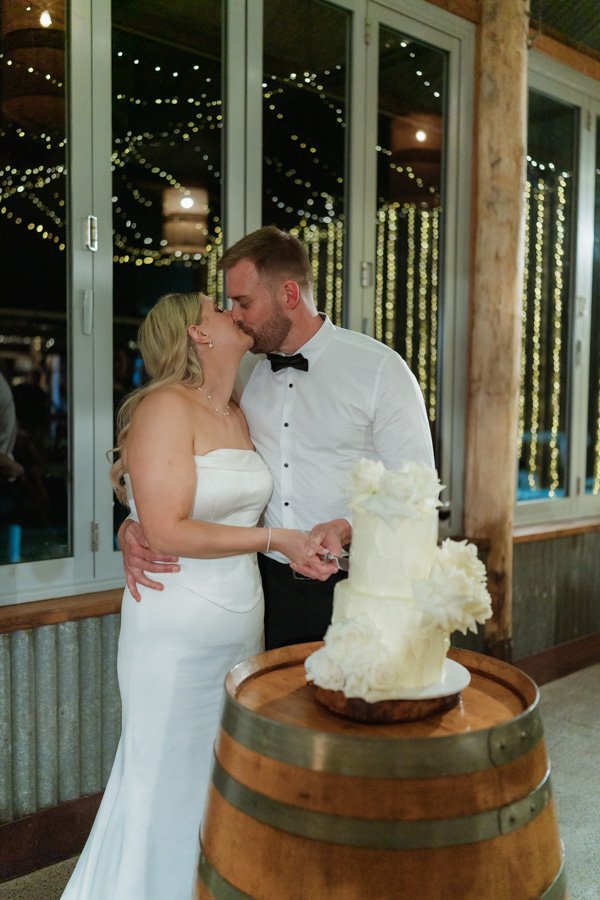 AngelaBrushePhotography_WEDDING_L&B_041026_SNEAKPEEKS-166.jpg