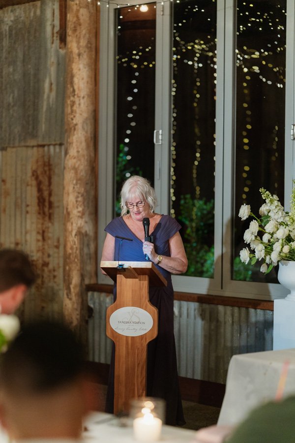 AngelaBrushePhotography_WEDDING_L&B_041026_SNEAKPEEKS-167.jpg