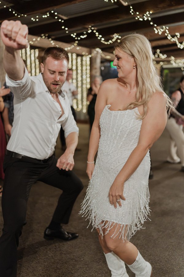 AngelaBrushePhotography_WEDDING_L&B_041026_SNEAKPEEKS-185.jpg