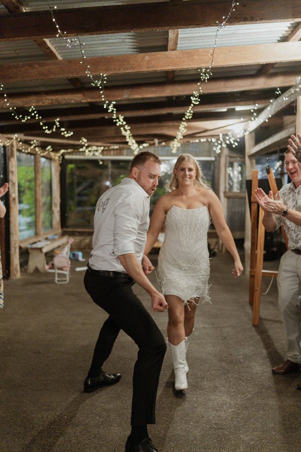 AngelaBrushePhotography_WEDDING_L&B_041026_SNEAKPEEKS-184.jpg
